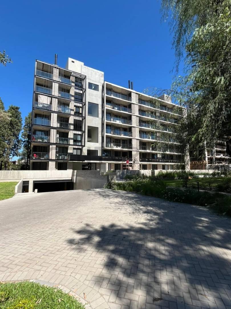 Venta Departamento 1,5 Dormitorios con cochera. A ESTRENAR - Fisherton - Barrio Privado - Paddock — foto 1