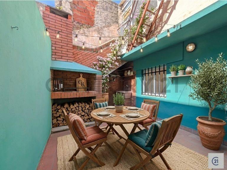 Venta - Departamento de pasillo - Dos dormitorios - Patio - Parilla - Matheu- Rosario — foto 1
