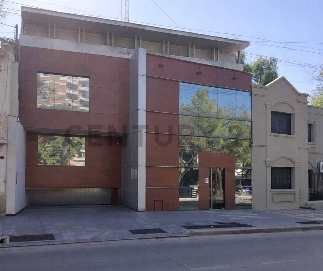 Edificio Corporativo en Venta. Totalmente equipado en Calle Paso de Los Andes — foto 1