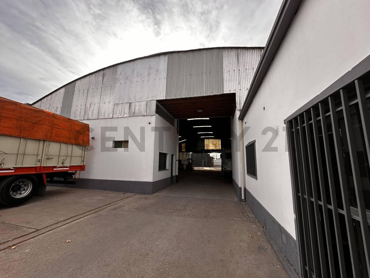 Galpón en Alquiler Guaymallén — foto 1