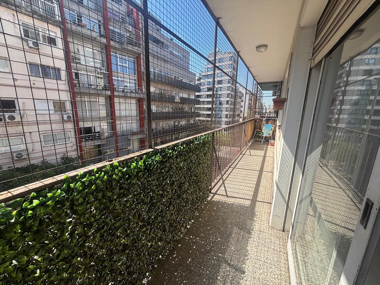 VENTA 4 ambientes con balcón al frente en excelente ubicación Recoleta — foto 1