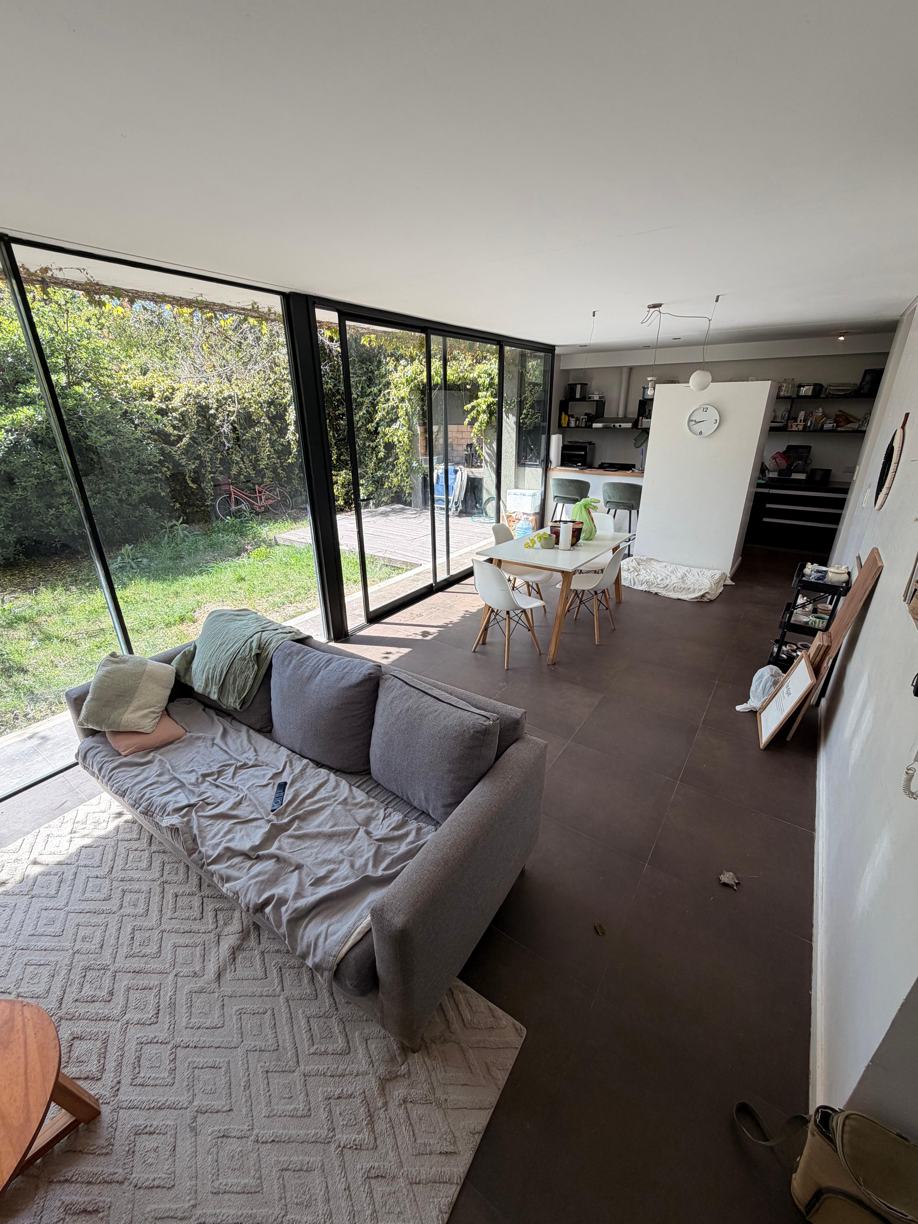 ALQUILER | Duplex en CITY BELL | 27 entre 465 y 466 — foto 1