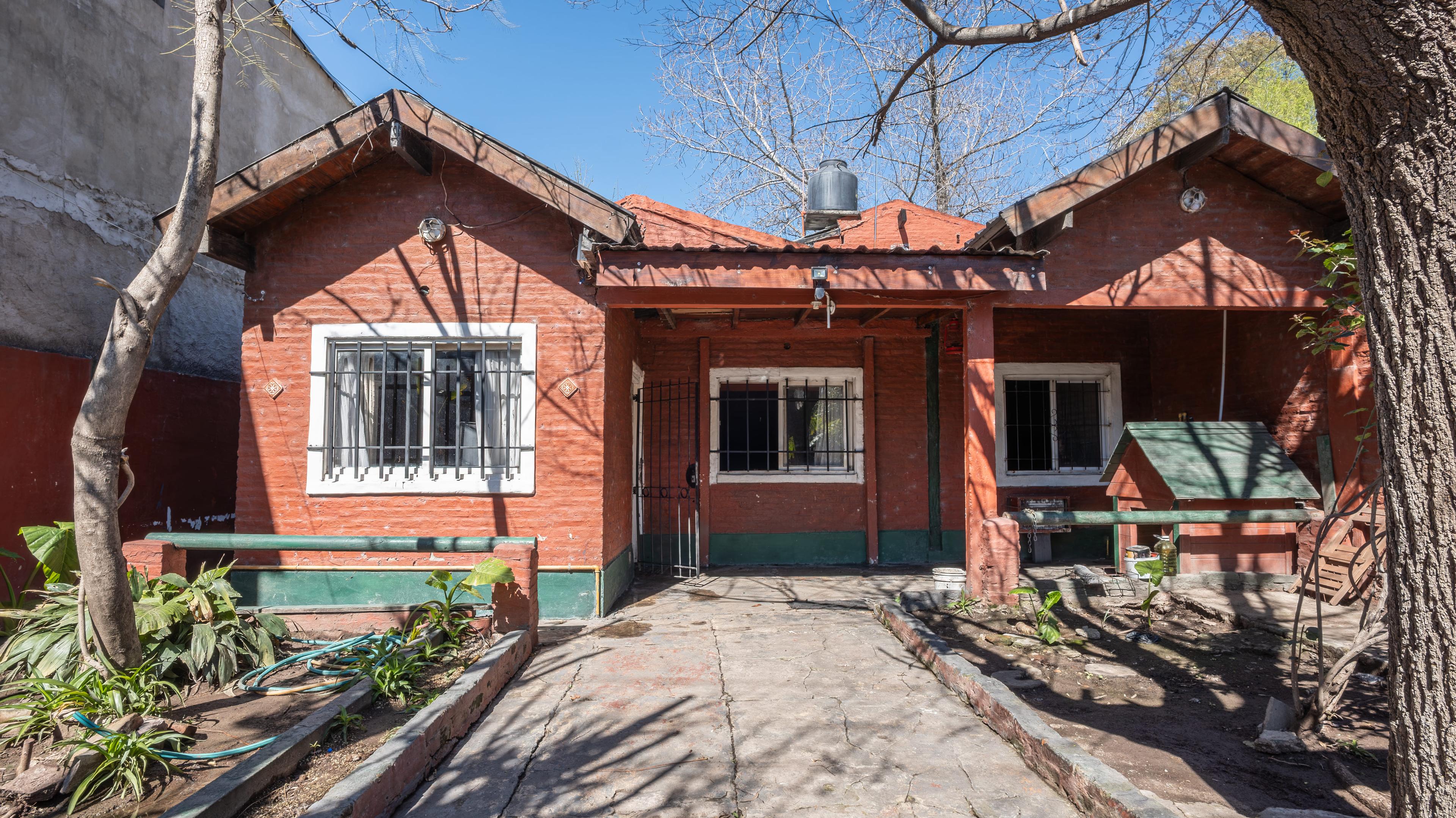 VENTA CASA 3 AMBIENTES MAS DEPARTAMENTO 2 AMBIENTES EN TORTUGUITAS FINANCIACIÓN DIRECTA — foto 1