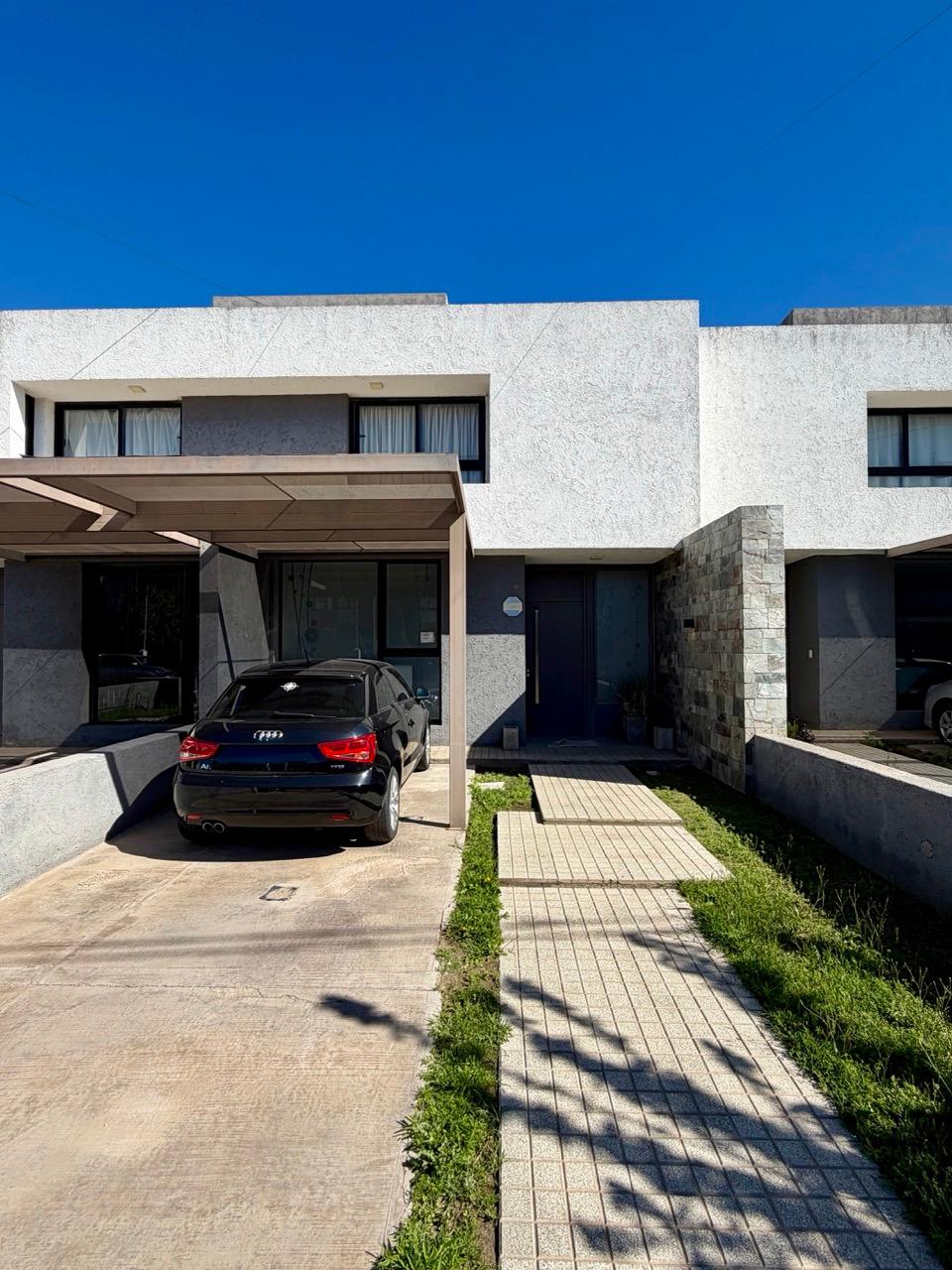 En VENTA Duplex 3 dormitorios - La Paya 2 - Zona Sur - Seguridad 24 hs — foto 1