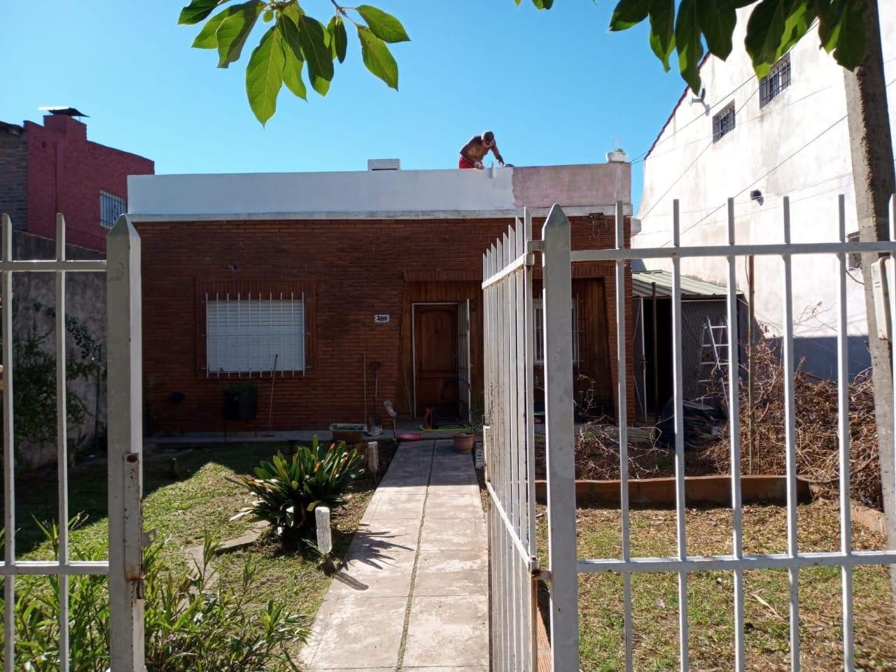 Casa en venta en Temperley — foto 1