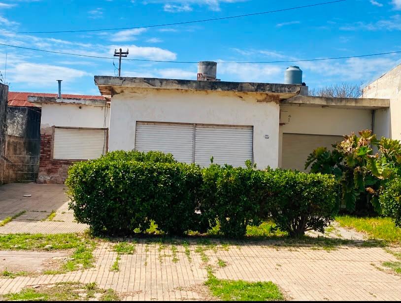 CASA A REMODELAR EN VENTA EXCELENTE UBICACIÓN - BERABEVÚ — foto 1