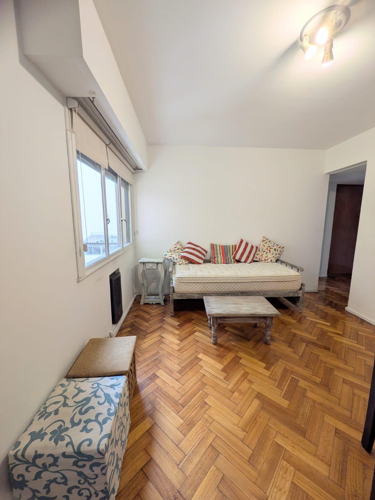 Venta Departamento 2 Ambientes en Recoleta, muy luminoso — foto 1