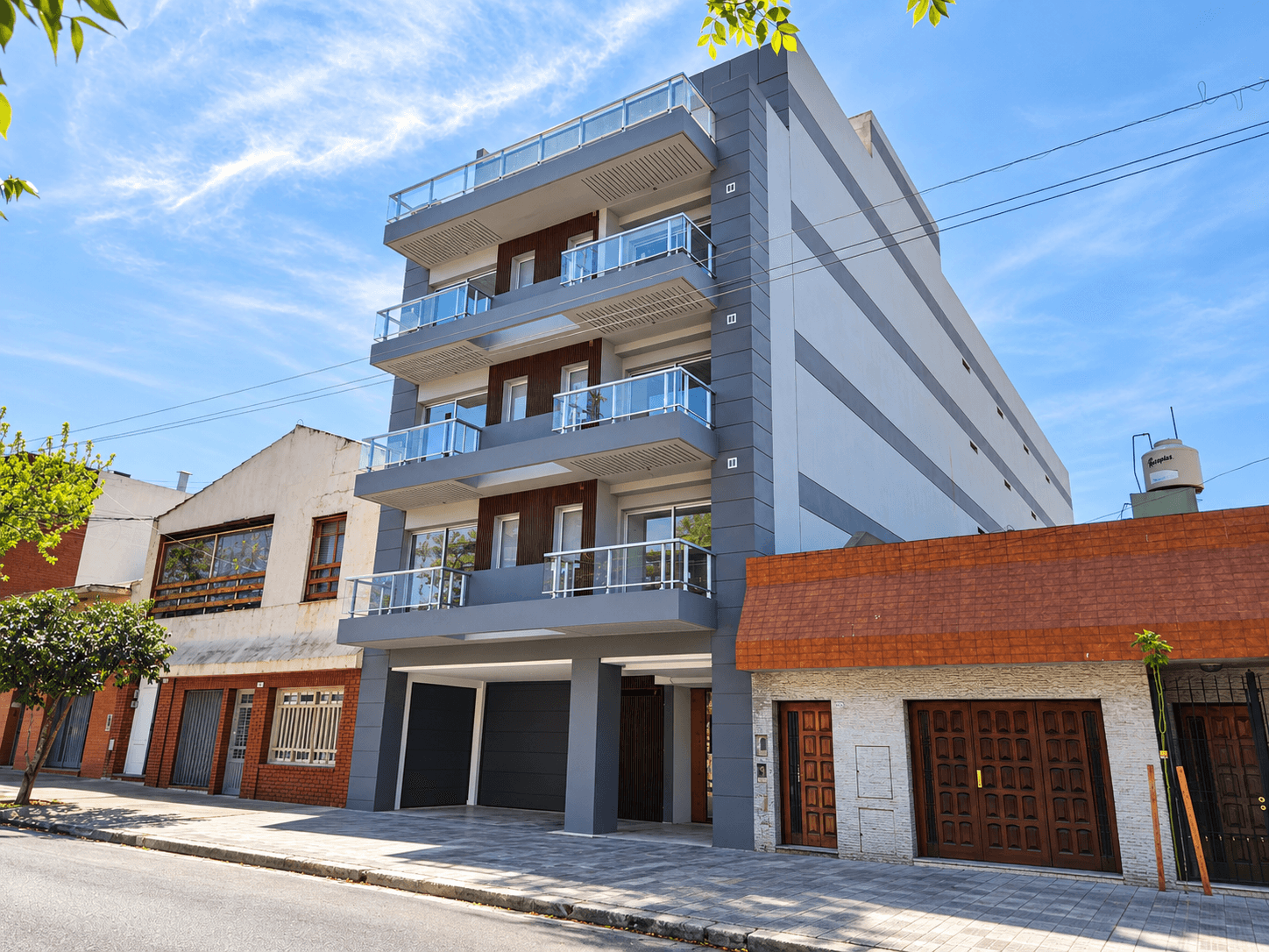 VENTA DEPARTAMENTO DOS AMB CON PATIO | ZONA BARRIO NAON — foto 1