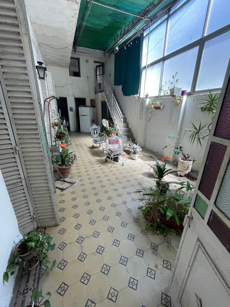 PH CON LOCAL Y PATIO EN VENTA – VILLA GRAL. MITRE — foto 1