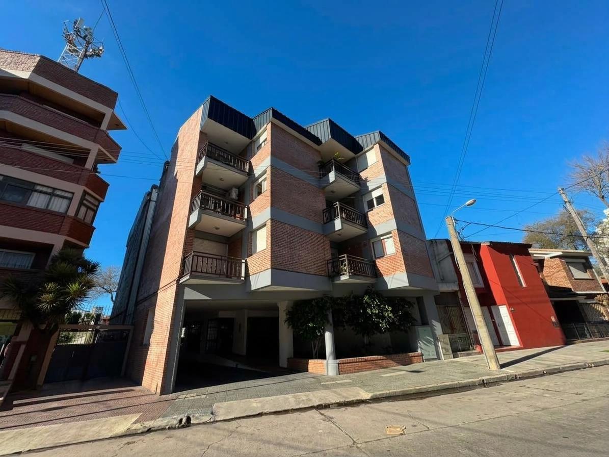 Departamento tipo duplex 4 ambientes en VENTA — foto 1