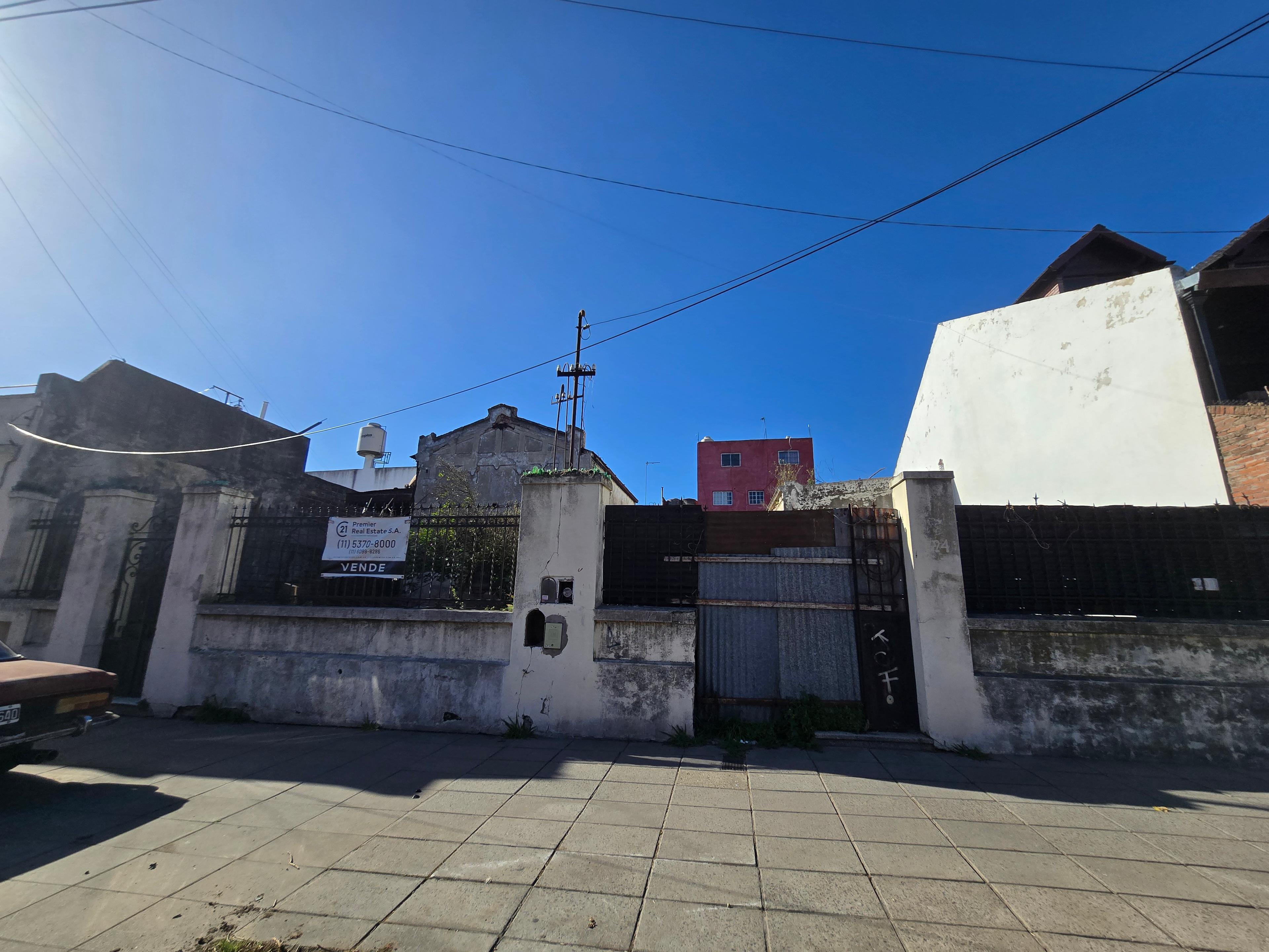 Terreno en Venta en Villa Lugano Doble Frente — foto 1