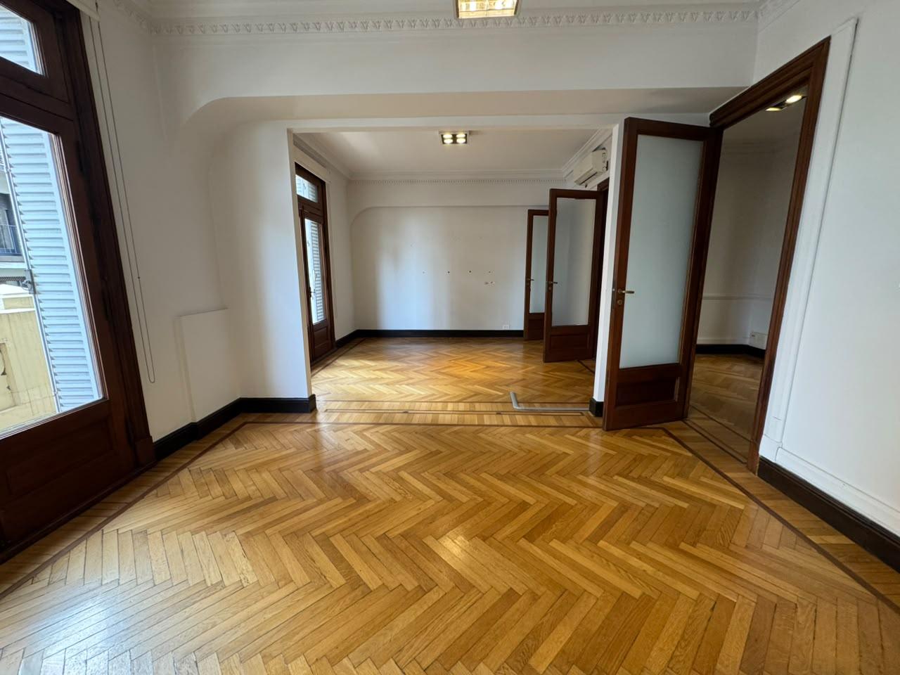 Oficinas exclusivas en alquiler en Retiro — foto 1