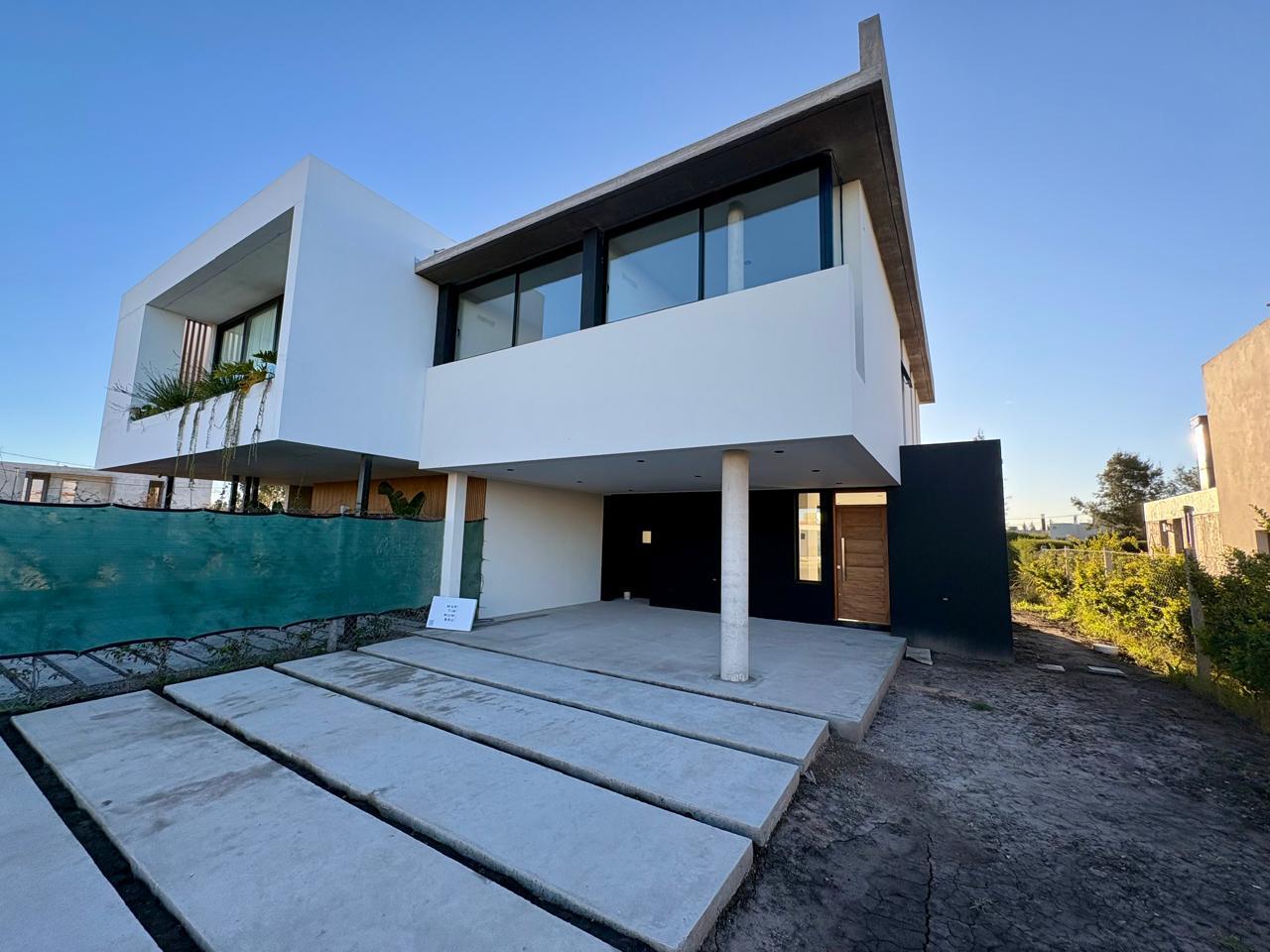 Casa en venta en City Bell -El Quimilar — foto 1