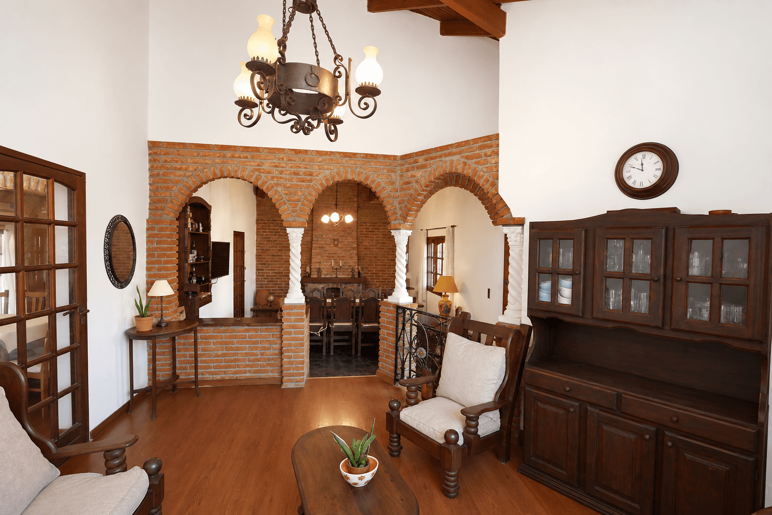 Casa en venta en Gonnet La Plata con 4 dormitorios — foto 1