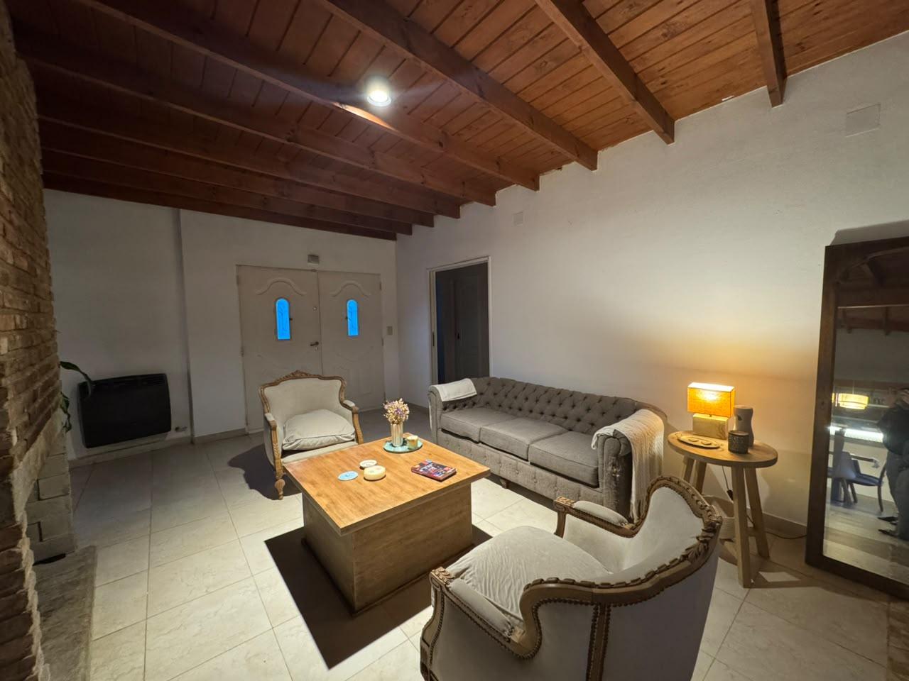 Casa en alquiler en Villa elisa — foto 1
