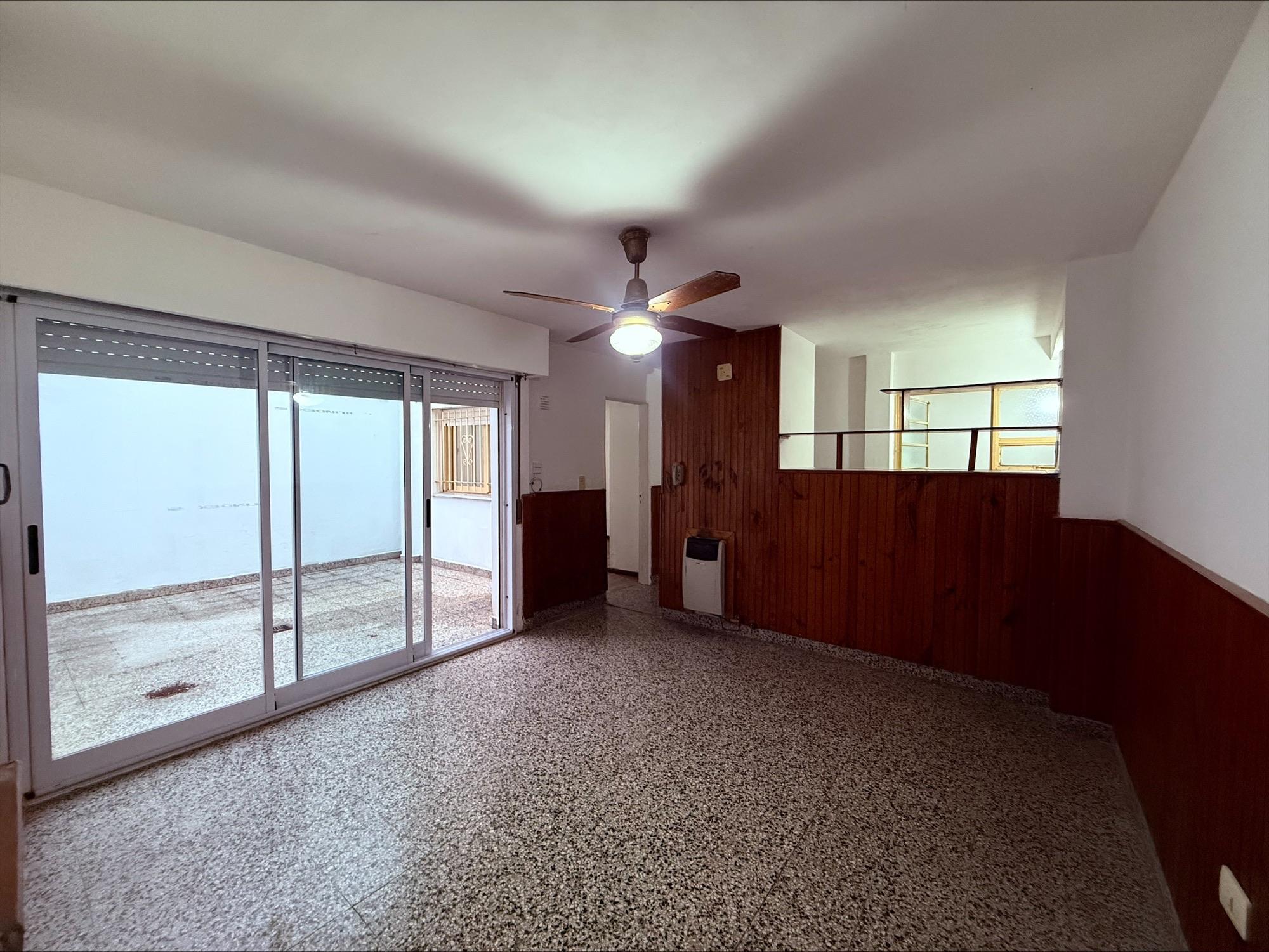 Departamento en alquiler en planta baja — foto 1
