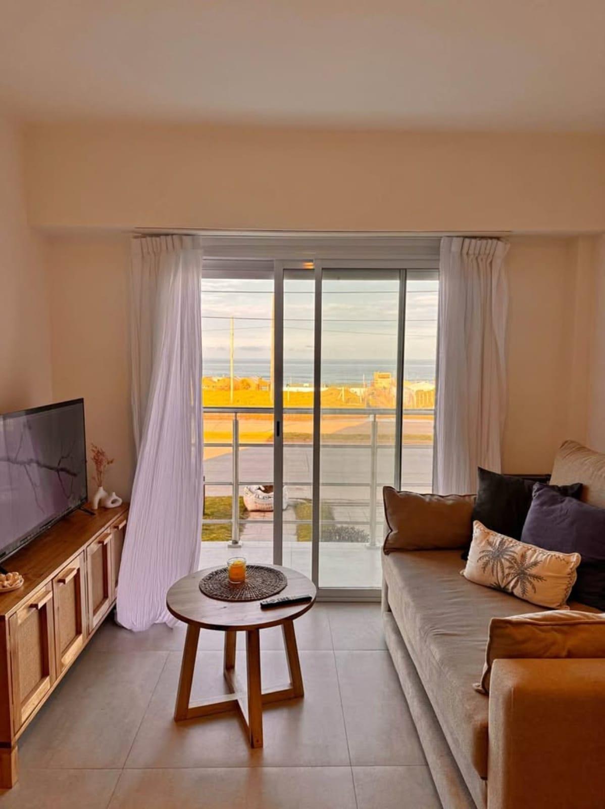 VENTA DEPARTAMENTO 2 AMB FRENTE AL MAR CON COCHERA MAR DEL PLATA — foto 1