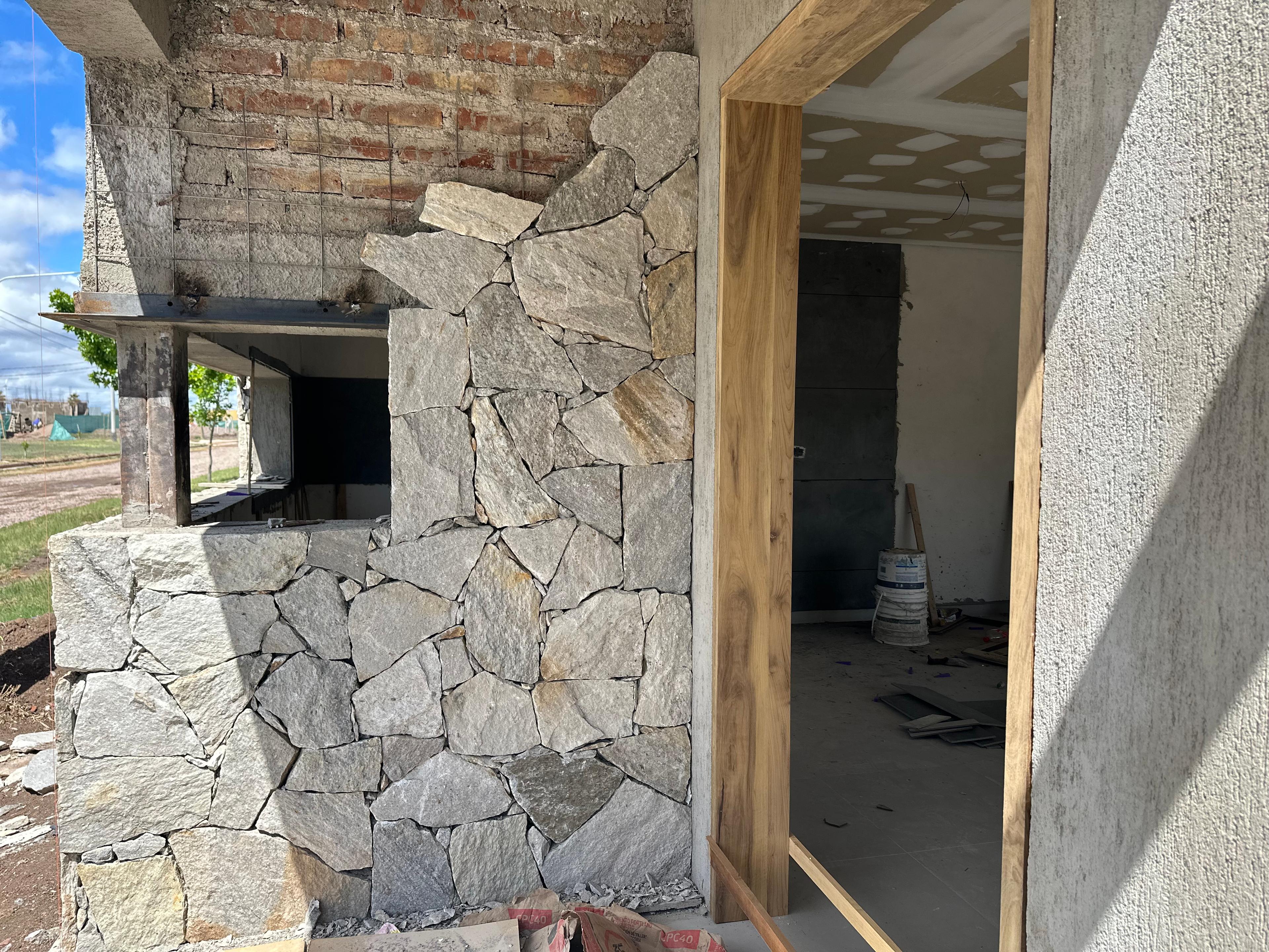 Casa en CONSTRUCCION en venta barrio Sol Andino III Guaymallen — foto 1